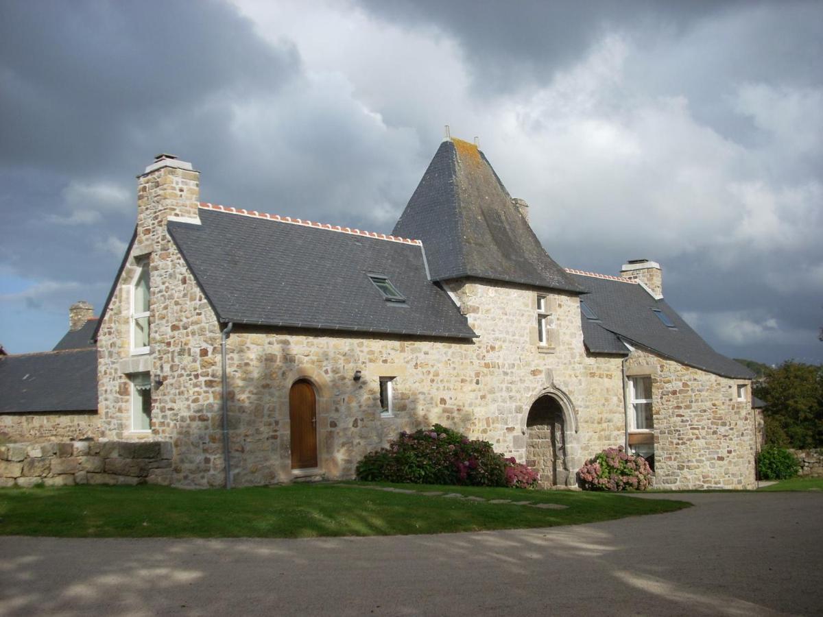Gites Du Manoir De Goandour Crozon Exterior photo